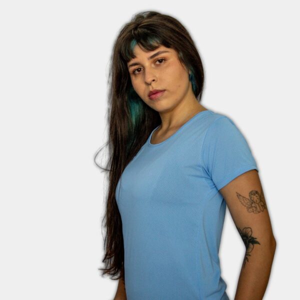 Produto 05 - Blusa Azul Claro